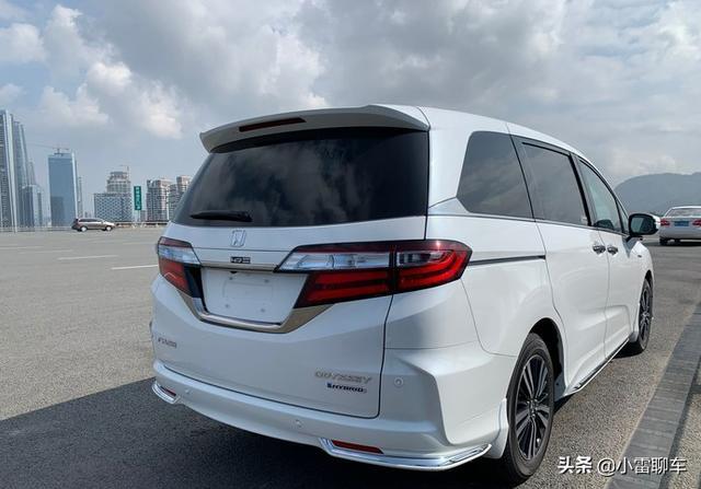 不选汉兰达却选它？喜提混动奥德赛，向优秀二胎奶爸迈近了一步