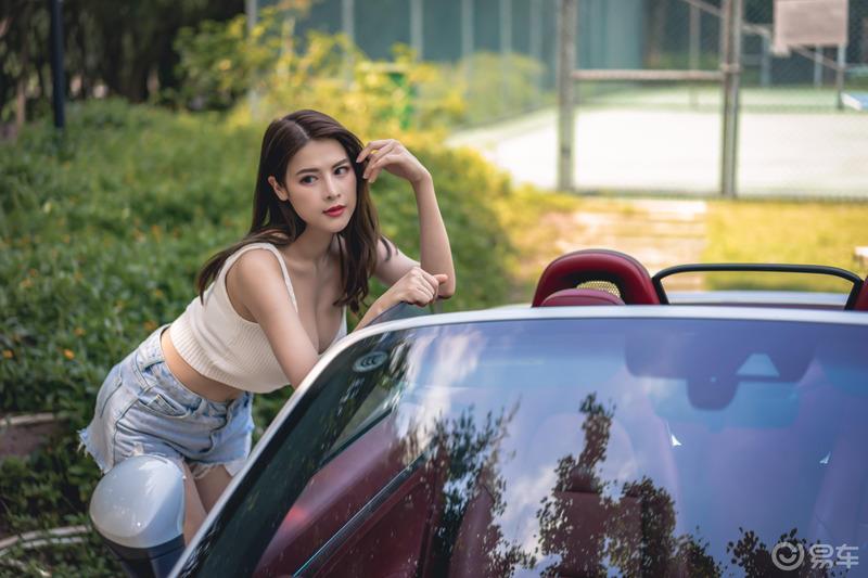 撩妹神器保时捷-718 Boxster，敞篷美女大长腿全都有！