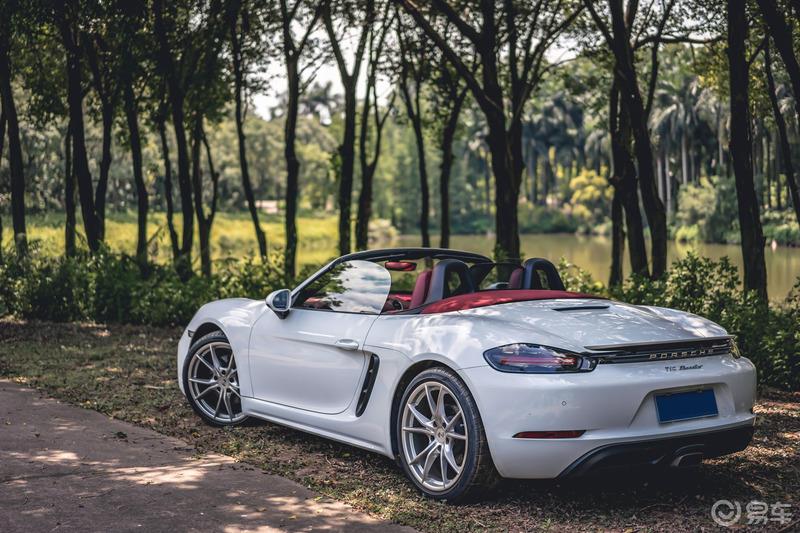 撩妹神器保时捷-718 Boxster，敞篷美女大长腿全都有！