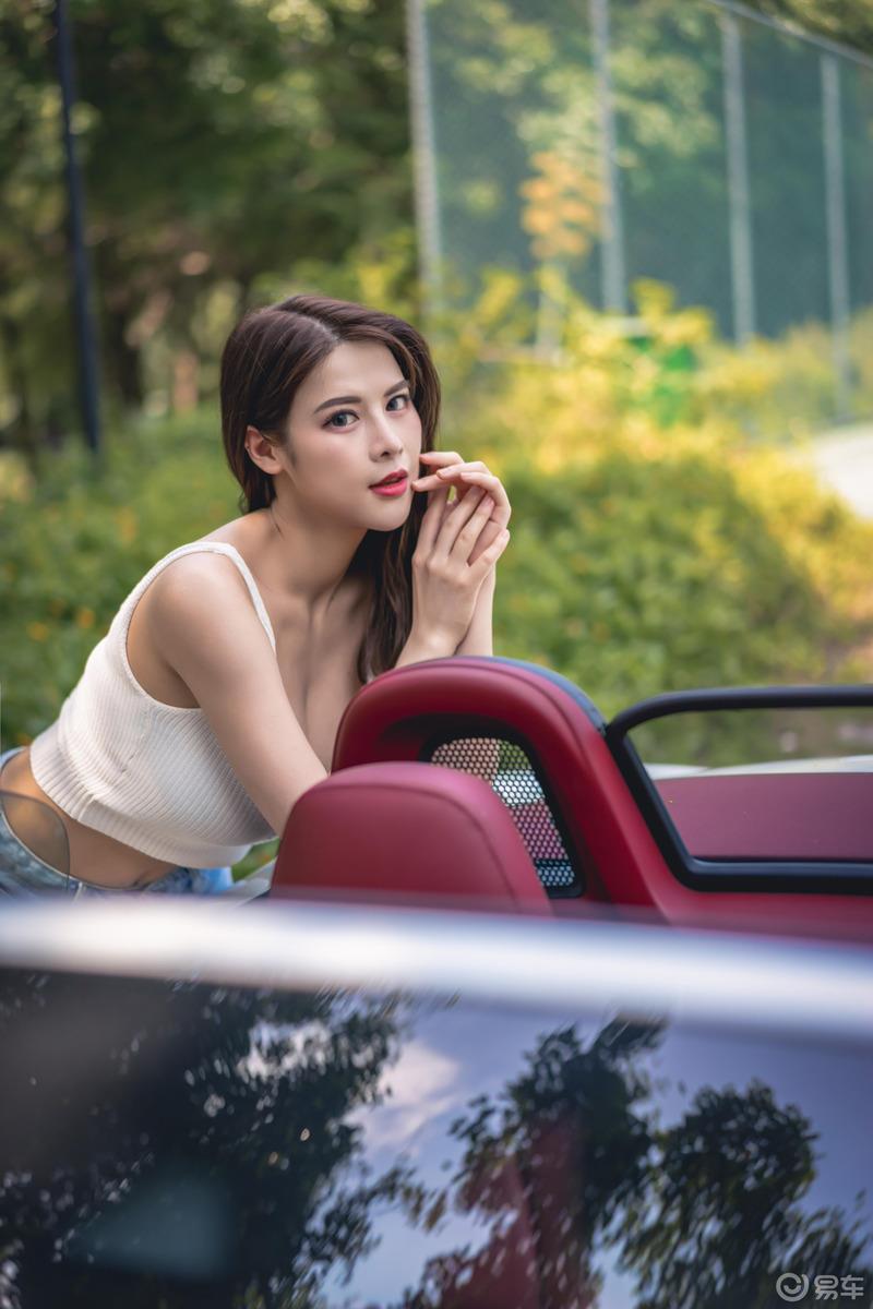 撩妹神器保时捷-718 Boxster，敞篷美女大长腿全都有！