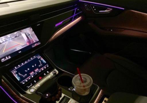 90万喜提奥迪旗舰SUV，整车都是人民币的味道，车主：有面子