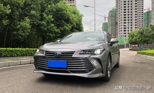 开了三年大众迈腾，再开丰田亚洲龙，车主：我只想说三个字