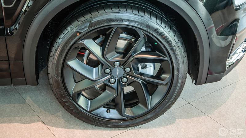 6.7秒破百，领克首款轿跑SUV，快来和我一起一探究竟吧！