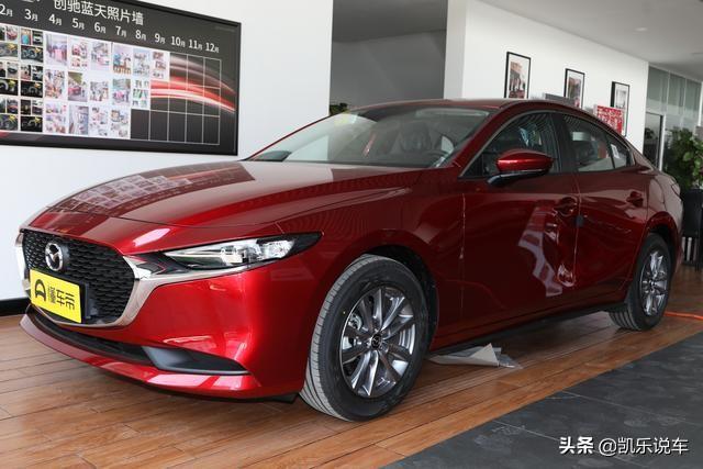 花14万买了一台马自达3昂克赛拉，车主开了1万公里后说出心里话