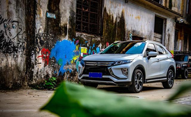 这日系SUV1.5T+250牛米，还配四驱，车主：动力劲、操控好