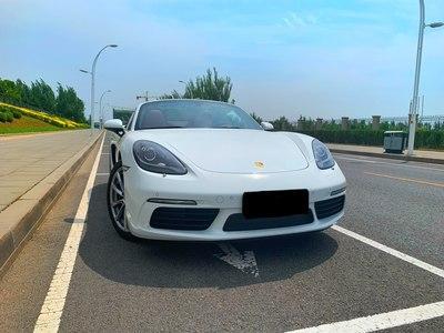 长腿女神迟到一年多的保时捷718提车作业