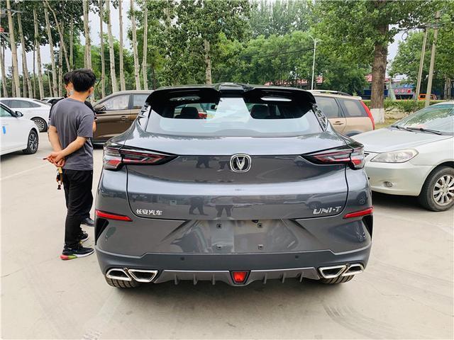 长安UNI-T朋友你终于提车了庆祝一下