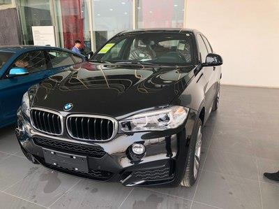 提车作业宝马叉6提车作业给自己30岁的奖励