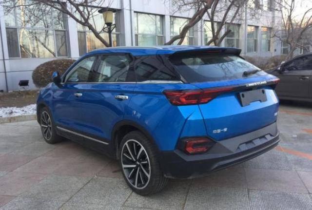 全国首提一汽奔腾SUV，比H6还颜值高，不到9万已上市了
