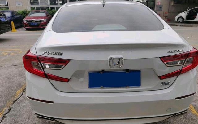 喜提雅阁1.5T精英版，车主：1.5T动力很给力，我的价格买贵了吗？