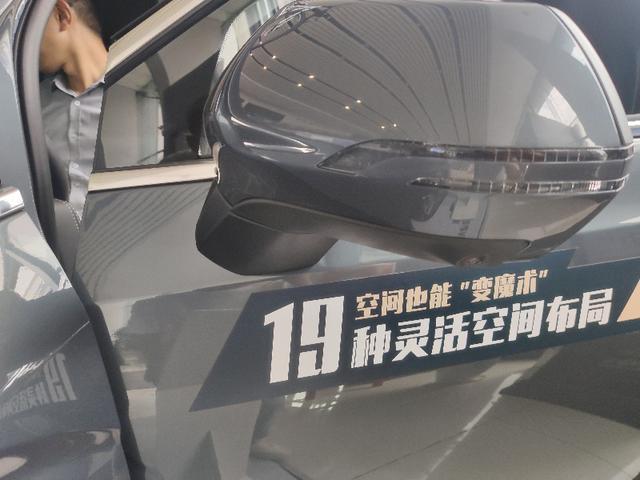 瑞虎8车主体验新款瑞虎8与豪越，说说用车感受与试驾的体会