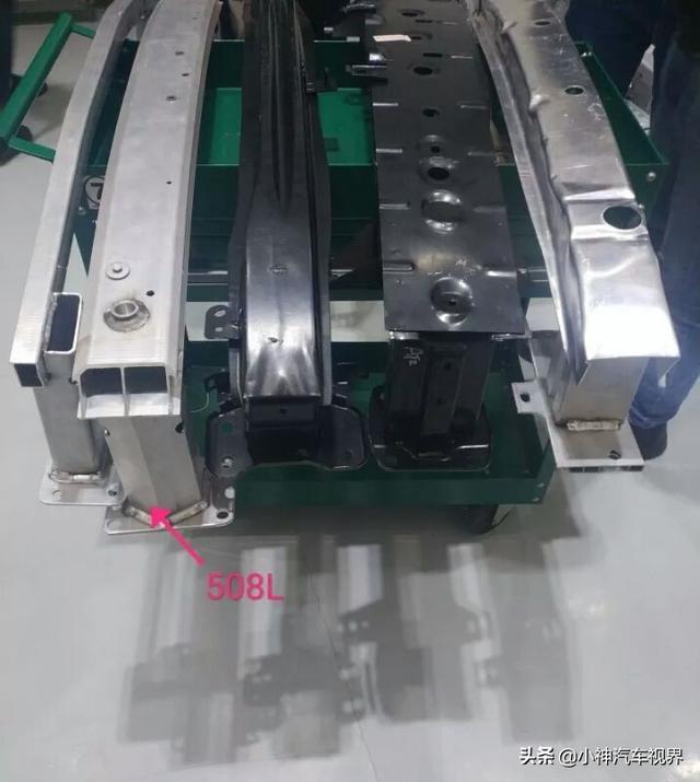 关于标致508L车黑  现实想拍一拍你
