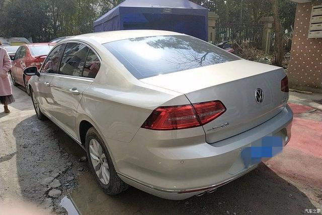 闲来无事与同事的迈腾对比之后来分享一下感受