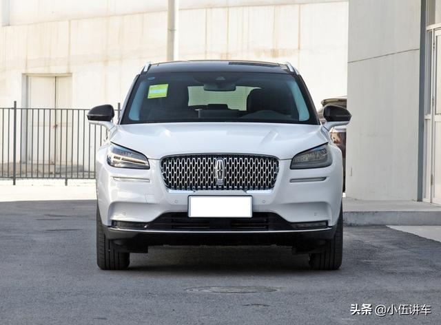 又一豪华SUV黑马，既是“加速王”又是“静音王”，比奥迪Q3有面