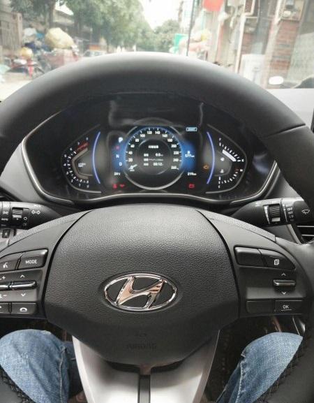 众里寻他，最后买了一辆韩系车，颜值让很多国产车自愧不如
