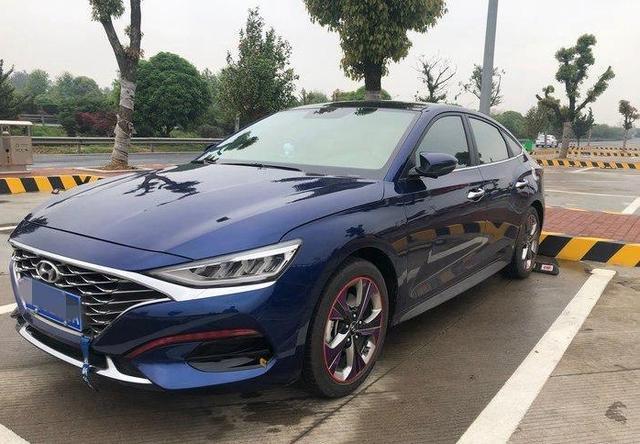 众里寻他，最后买了一辆韩系车，颜值让很多国产车自愧不如