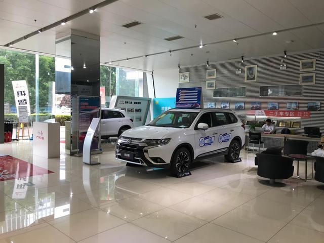 20万就能拥有7座四驱的SUV，这台车真是名副其实的"奶爸神车"