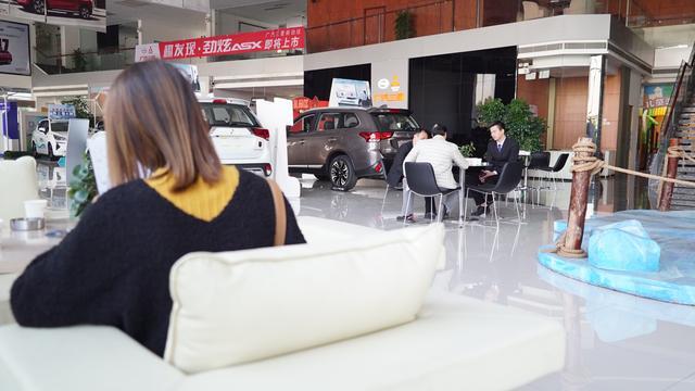 就因为这些原因，让我义无反顾地来到4S店将这台车提回了家