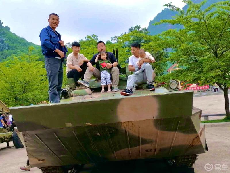 找寻那奋斗的年代，那隐藏在崇山峻岭中的红色。