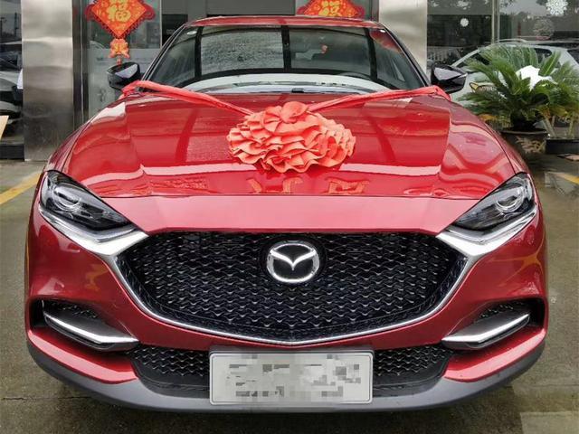 马自达CX-4提车作业，车主：裸车14万入手，2.0L油耗才7.6L