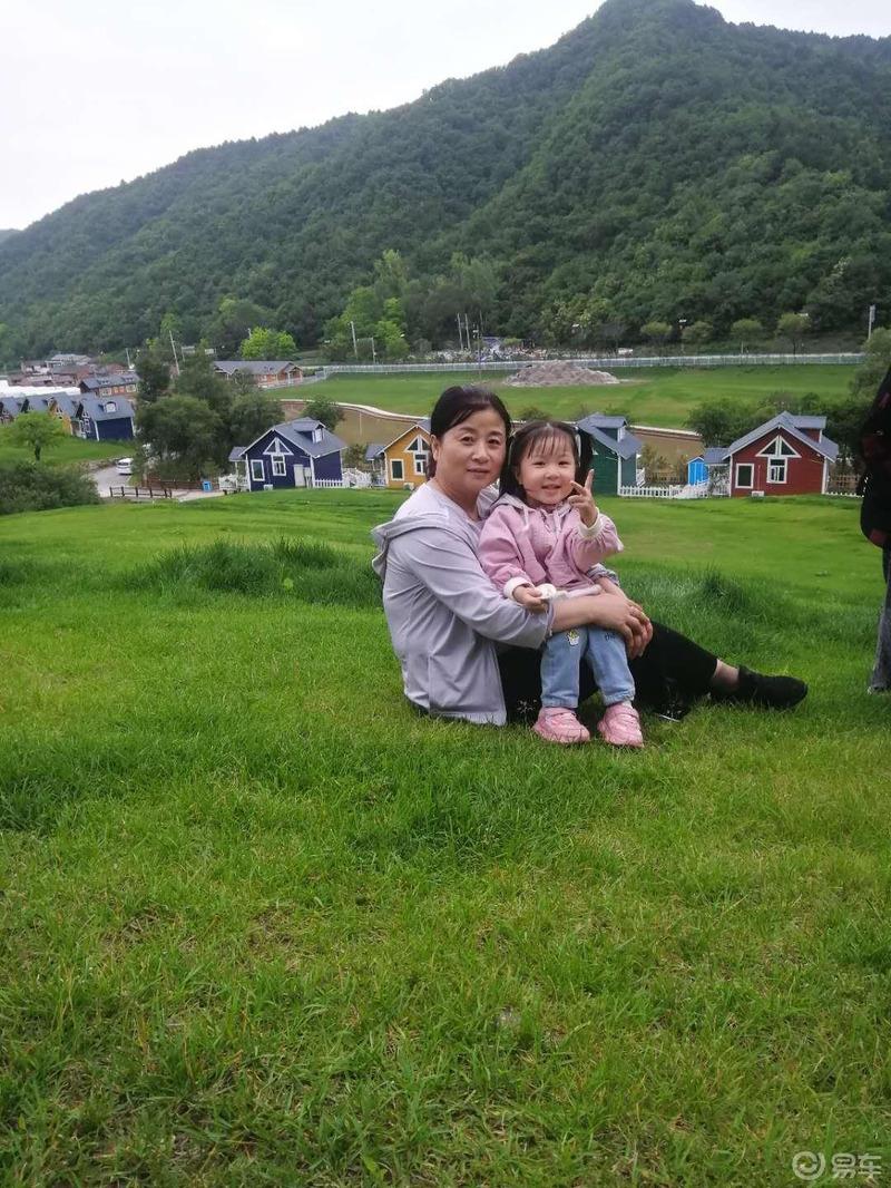 找寻那奋斗的年代，那隐藏在崇山峻岭中的红色。