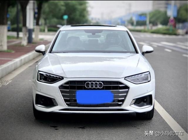 29.2万全款喜提奥迪A4L时尚致雅型，配置提升明显，这价买贵了吗