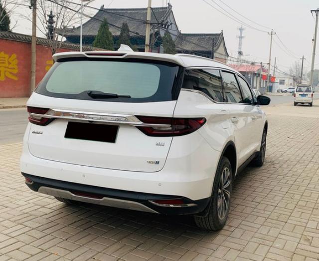 花11万提辆新款吉利嘉际，用车2200公里后，车主憋了几句话想要说