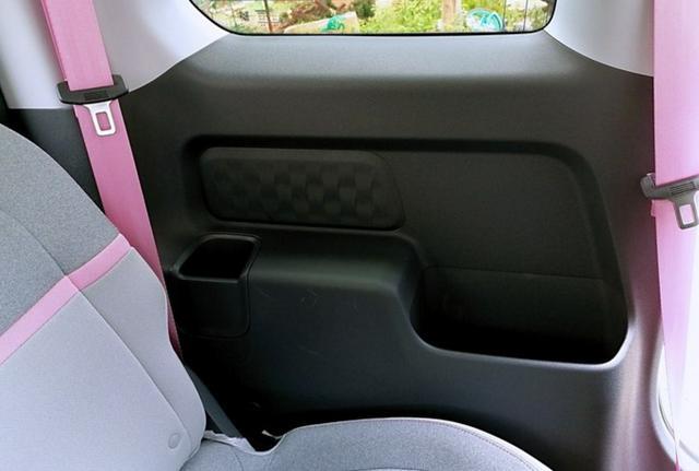 奔驰车主提电动车，比Smart更帅，续航305KM，月薪4k都能买得起