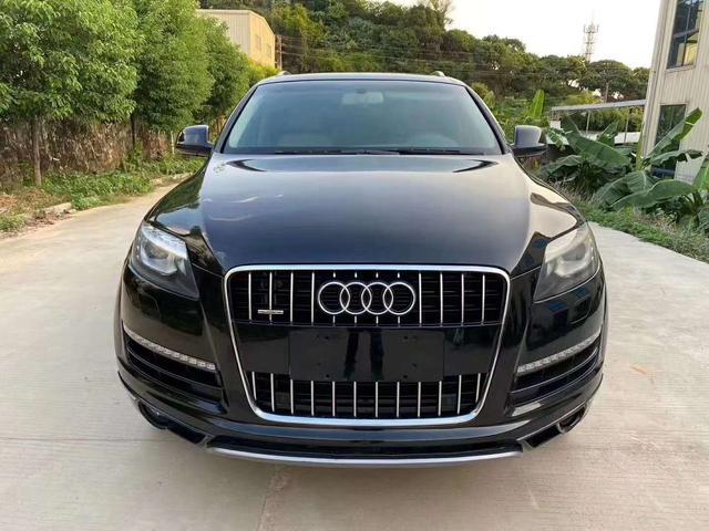 2015款奥迪Q7售价10万，外观高端大气上档次，我喜欢比较大气的车