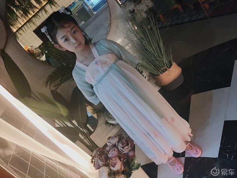 【雷凌作业征集】我和小侄女携小白写真集来亮相！