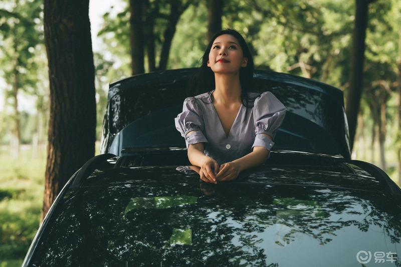 一睹人间盛世颜，小姐姐与福特锐际的午后时光
