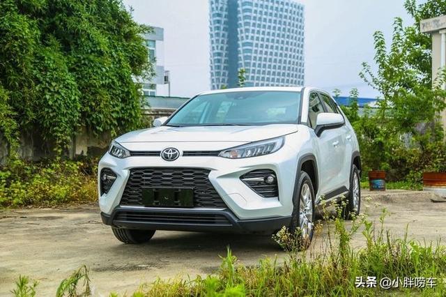 小两口喜提丰田威兰达，外观大气油耗低，分享5100KM用车感受