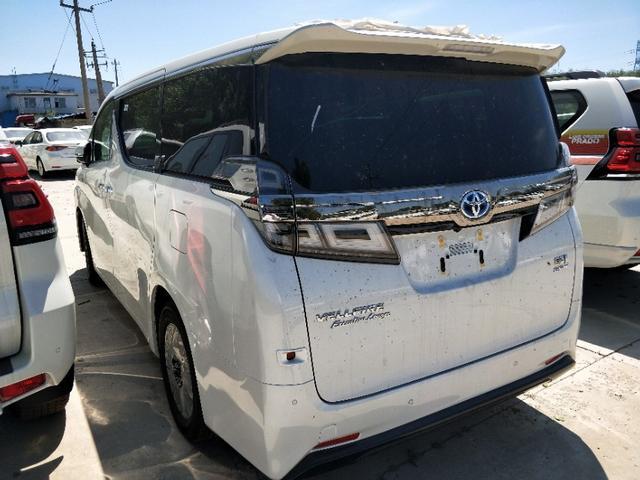 豪华型MPV