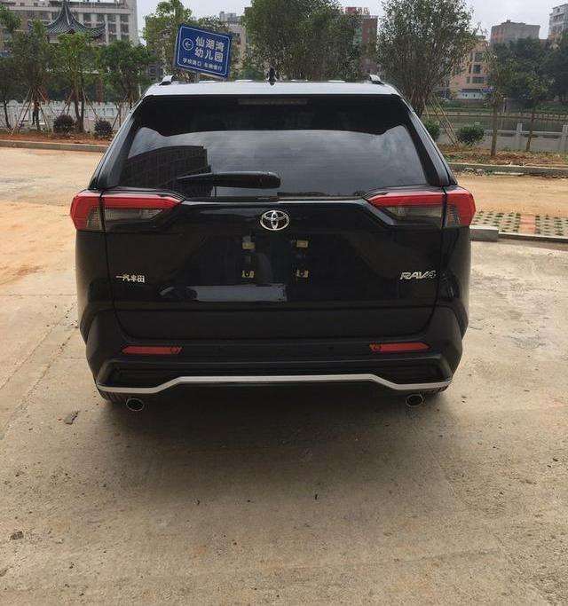 喜提丰田RAV4荣放，我来试试开不坏的丰田是不是真的