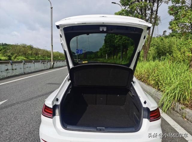 裸车20.92万入手大众CC魅颜版，表面价格低但套路挺多，买贵了吗