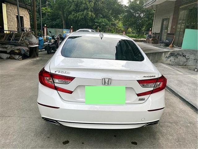 不懈地寻找最美雅阁，终于入怀