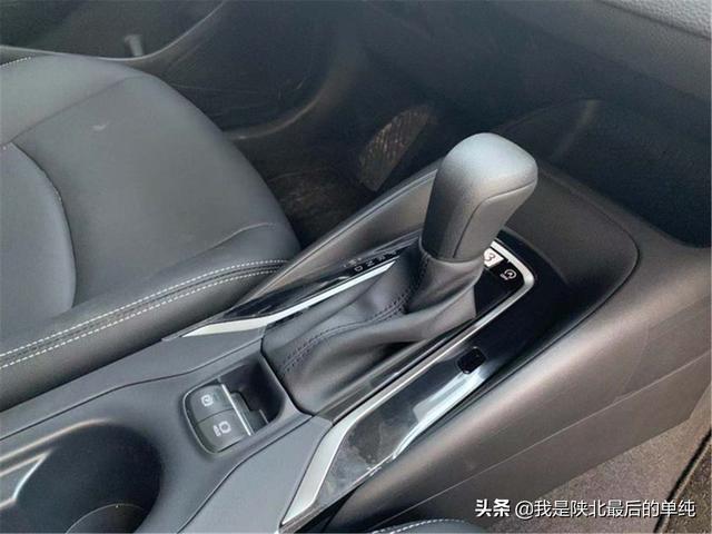 始于颜值，忠于实用，先锋小卡