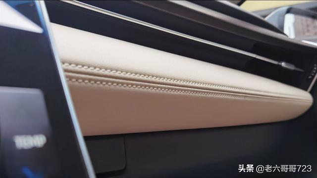 雷克萨斯加价还等车 拒绝割韭菜 入手丰田亚洲龙