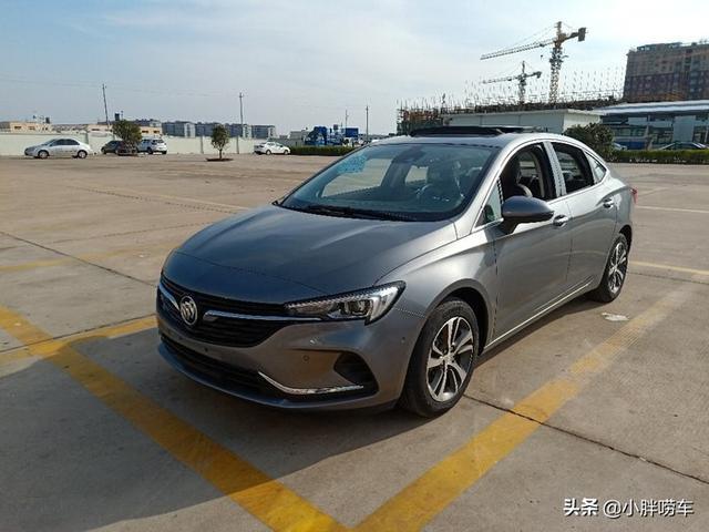 37岁大叔喜提别克威朗，家用代步很合适，这个价格挺便宜吧