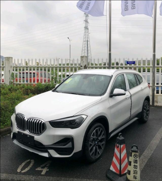31岁小伙喜提宝马X1，动力表现出色，优惠6.5万，这价格没买贵吧