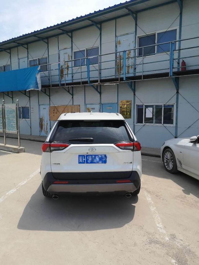 值得买的凑型SUV-2020款RAV4荣放两驱风尚-真实价格辅助提车案例
