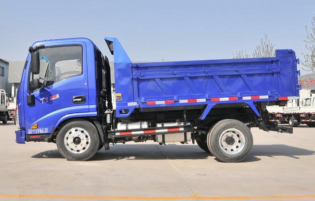 唐提车作业唐骏t1自卸车真的很好它有何独到之处车友说了一句实在话