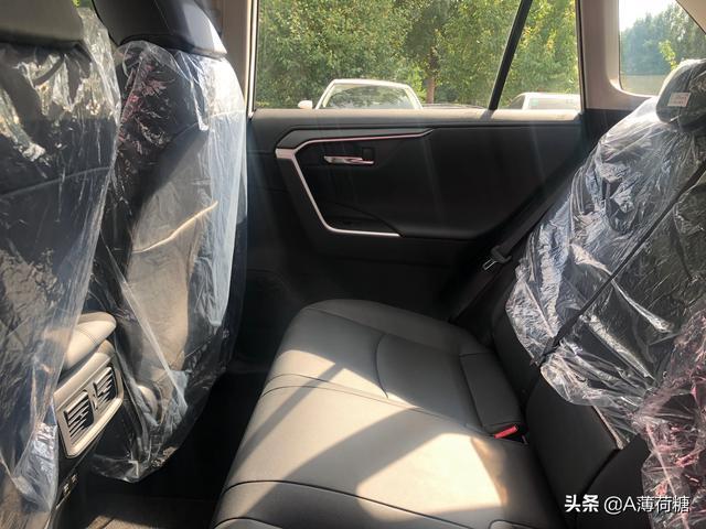 舒服省心，小白荣放提车记