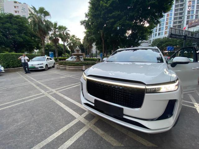 30多万提理想ONE，和宝马X5同级，可续航800KM，7系车主：太值了