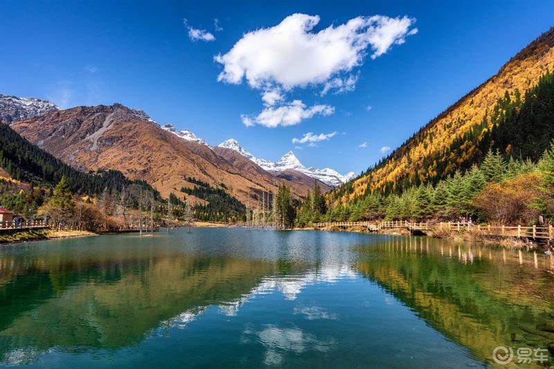 《迈腾在路上》四姑娘山，一道靓丽的风景线。