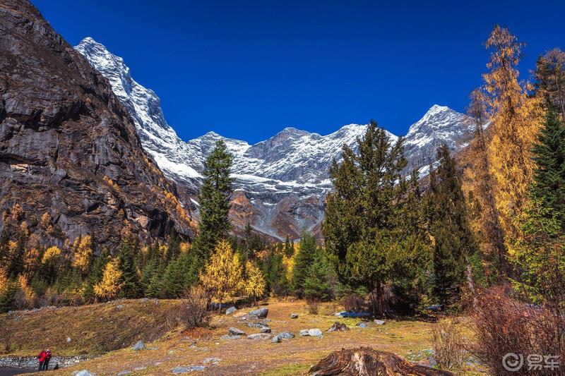 《迈腾在路上》四姑娘山，一道靓丽的风景线。