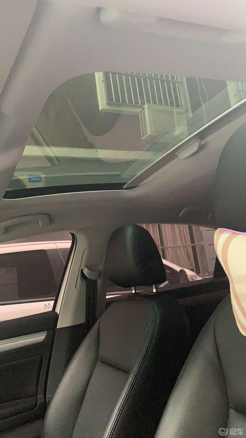 停在门口的凌渡很想去放放风