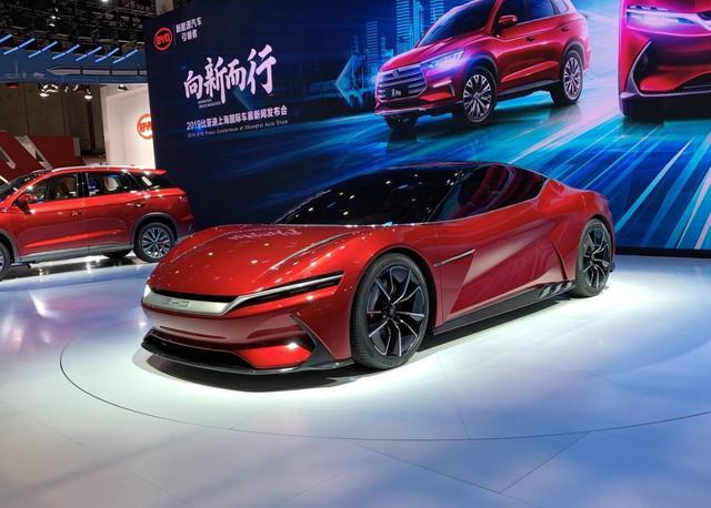 车主25万多喜提比亚迪汉EV，速度惊人，上路很拉风