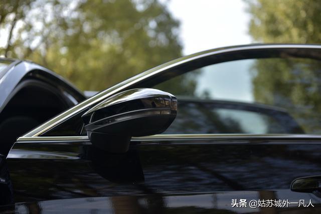 提车作业 A8L光环下的新奥迪A6L