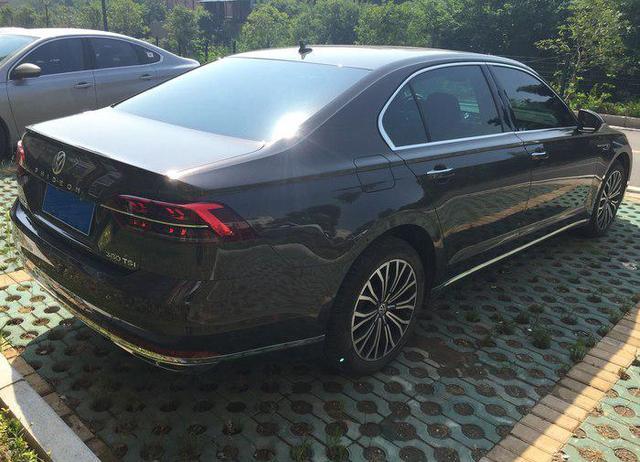 大众辉昂提车作业，车主开了5个月后，车主说了驾驶感受